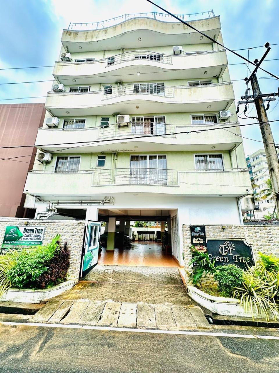 Green Tree Apartments Dehiwala-Mount Lavinia Exterior foto